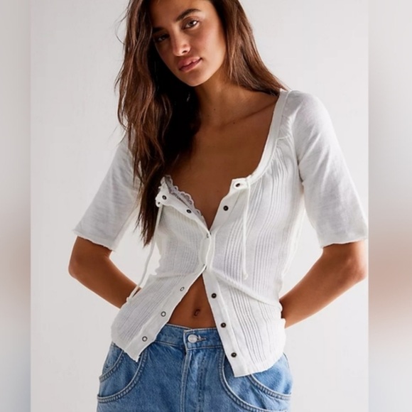 Free People We The Free Daisy Top White size Large (NWT) - Picture 4 of 5